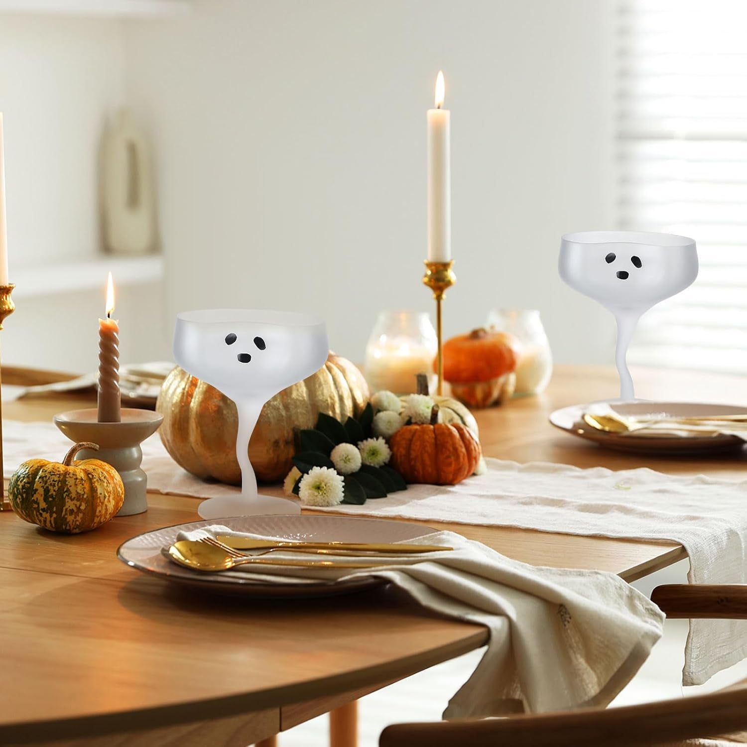 4 Pcs Ghost Margarita Glasses 13 Oz Halloween Ghost Wine Glasses Reusable Cocktail Drinking Cups for Halloween Holiday Party (Frosted)